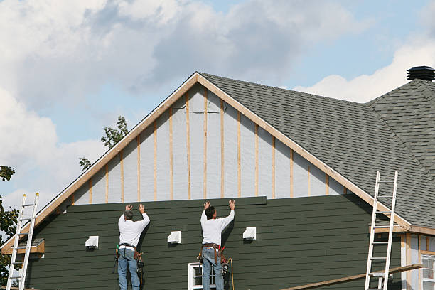 Professional Siding Installation technician working in Freeburg, IL